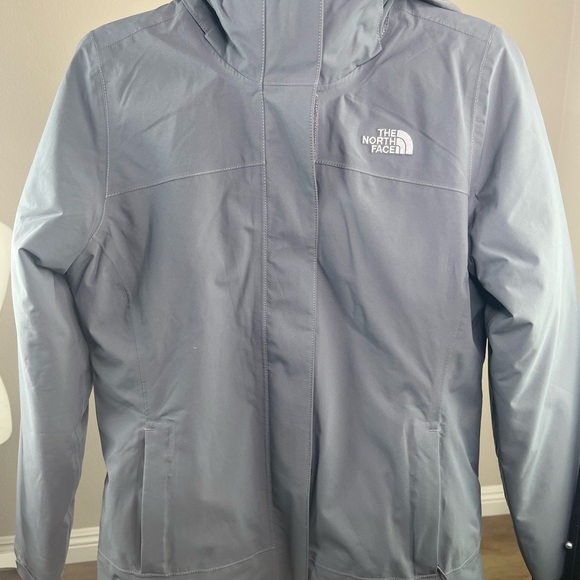 The North Face Women's Carto Triclimate Jacket, Small, Gray - Picture 3 of 16